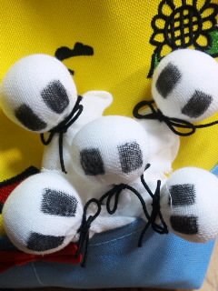 shian2hoyoyo's profile picture. ほよっ|■ ■| (雨神様のおひざをこよなく愛してます。なかのひとは@shian_nao0911といっしょ。)※いろいろ自重してないので無理だと思ったらブラウザバック推奨です。