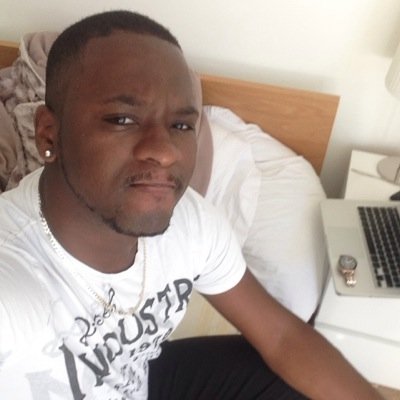 Insta: Alarb_Sevensi Maybe Im in the sky flying with the fishes, or maybe in the ocean swimming pigeons, see my world is different Ori mi o gba bode!!!!