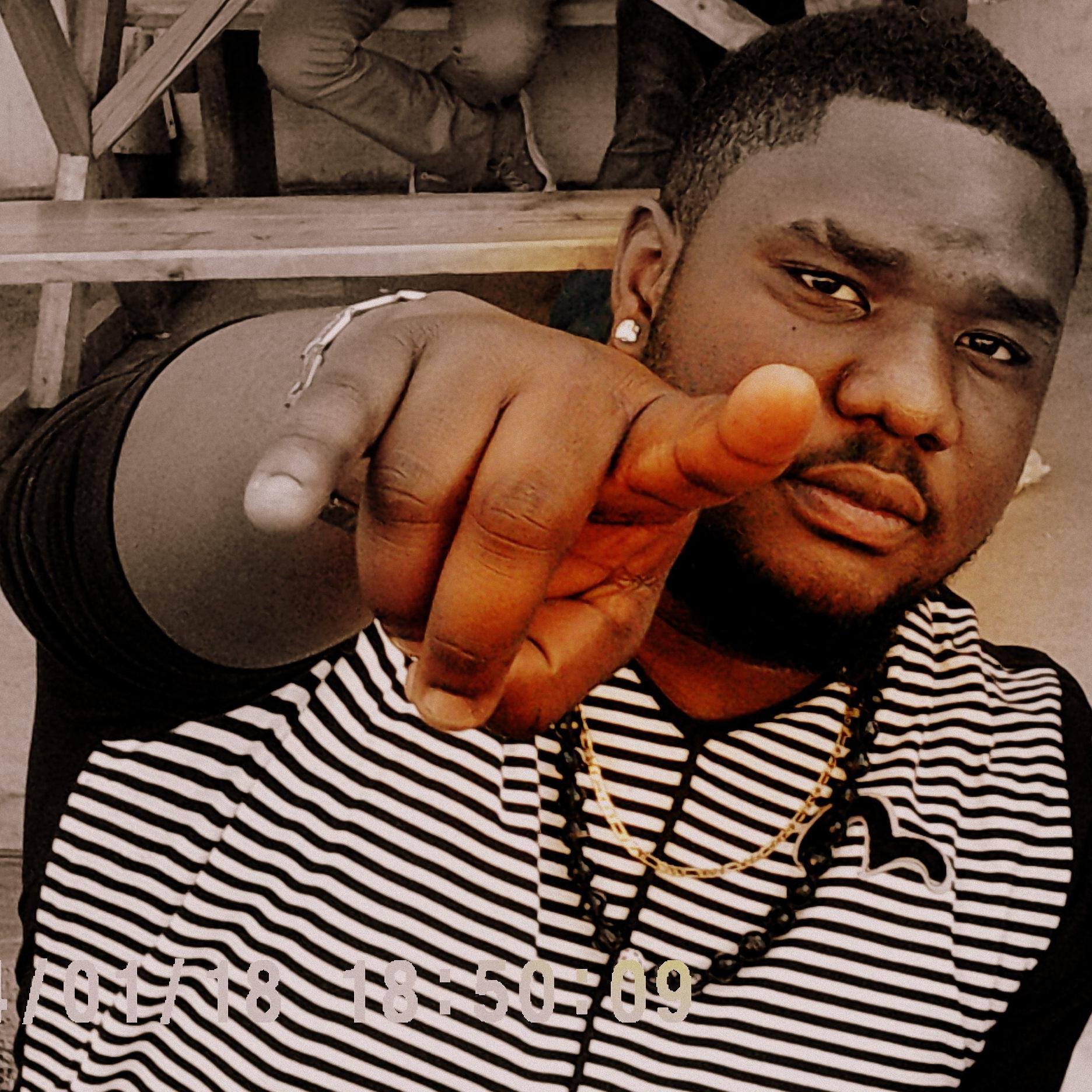 DolphiaTheMafia's profile picture. Its none of my business what people say or think of me. I am what I am & I do what I do. I expect nothing & accept everything. It makes life so much easier!