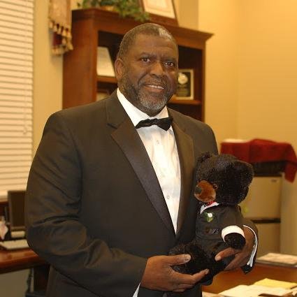 Pastor@Mt.Sinai Miss Baptist Church/
Pres of SC Congress of Christian Edu/
Assist Prof @ Erskine Theologi Seminary