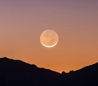 illumjourney's profile picture. Practical intuitive sidereal astrology, healthy daily rituals + practices to align you with the cosmic timing of the creative cycle + the magic of the moment