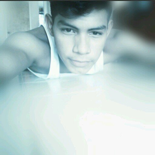 Sencillo, único, sincero, alegre, y siempre agradeciéndole ah Dios sobre toda las cosas, *-*