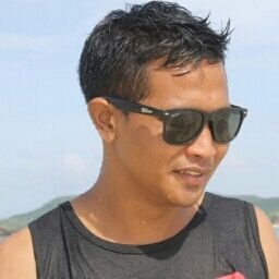 e9dc6a3f07c2404's profile picture. ☺