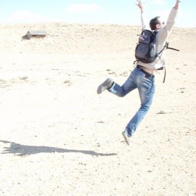 Humanitarian worker, with a keen interest in behavioural science, politics and sustainable business