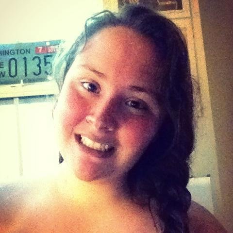 cay_nicole's profile picture. ♥ True love's kiss can break any curse ♥