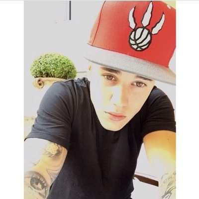 from @itsbieberscake