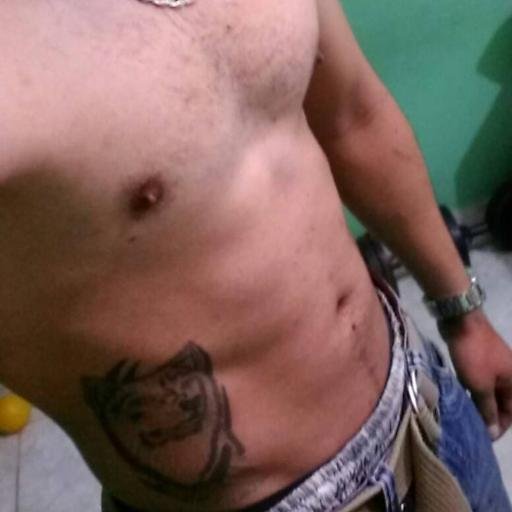 NO BUSQUES UN PRÍNCIPE. AZUL  BUSCA UN LOBO FERROS,QUE TE VA A VER MEJOR  ESCUCHAR MEJOR Y TE VA A COMER MEJOR ☺♥