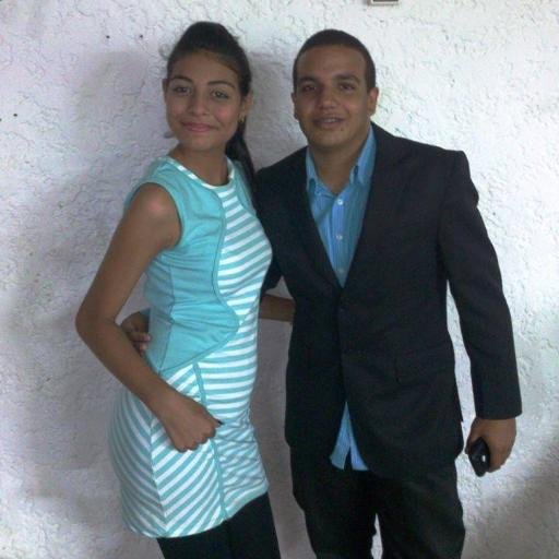 Estudiante De Gastronomia , operador de Calle 98.9 Fm la que se pega Maracay Edo Aragua http://t.co/fMnQ1rwpLg
http://t.co/BBld0tlWBo
