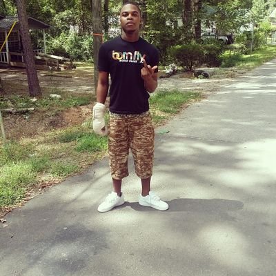 Just a Young niGGa tryna make his life successful . GunGang da Movement get with it or get lose. #freekayo #lito