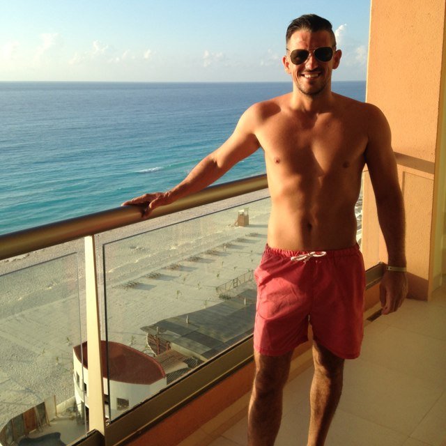 StevieKPT's profile picture. The only way to do great work is love what you do! Happyness starts with you.