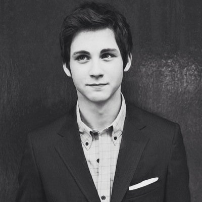 |OC/16| Grown up Bentley that loves to get into trouble for everything that can possibly happen. Loving son to @RebelBlTCH.