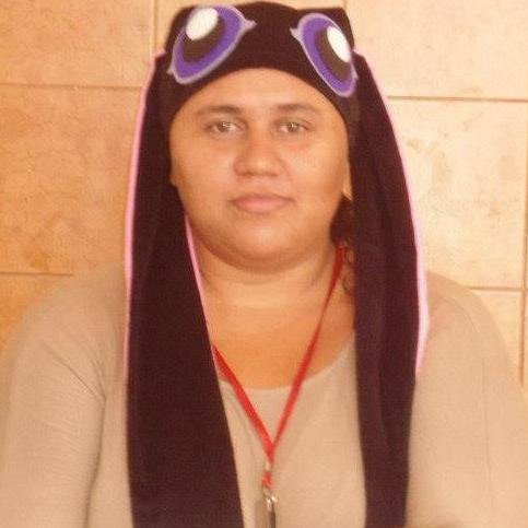 Alegre, um pouco timida e feliz com a minha vida...
Webdesigner ... e completamente apaixonada por livros.!!!
