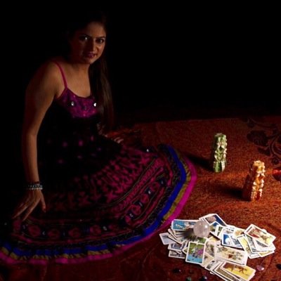 Tarot Reader, Reiki Master, Angel Card and Oracle Card Reader, Crystal Healer https://t.co/Vnq67IymUU Aquarius🌞 Virgo 🌚 Aquarius ⛅️