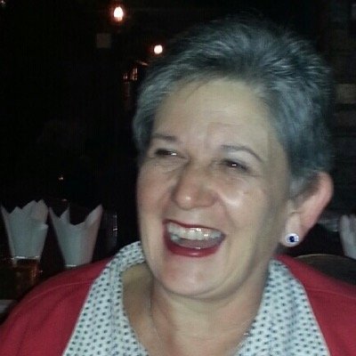 DvineGerda's profile picture. Eienaar van Ouma Rooi Koeksisters: Huletts Koeksister Kampioen 2014.