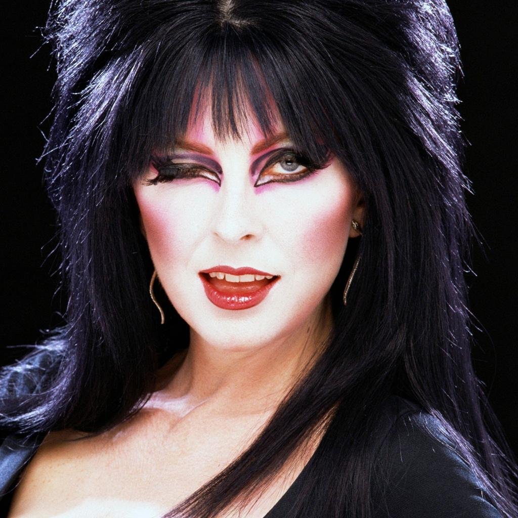 ✞ Revenge is better than Christmas. ✞ 
|| Mistress of Darkness RP // MV ||