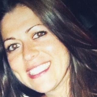Pronounced Lay-ta. Event Planner, Working Mama, Foodie, and Traveler. Live in Maplepood, Jerz but hail from Little Rhody.