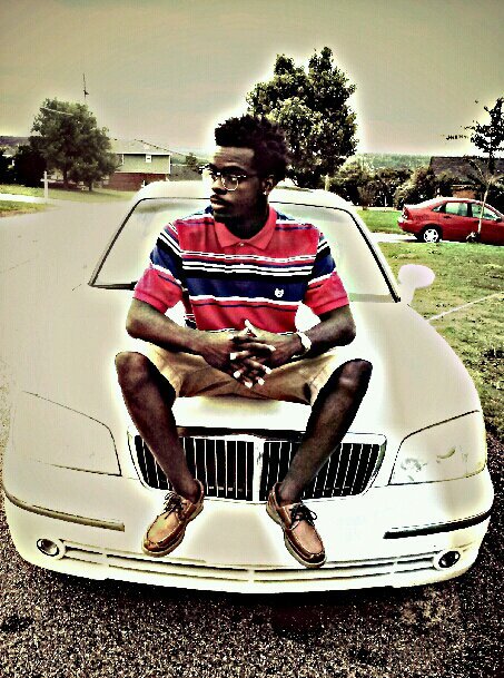#Money ova everything 
#Family ova everything
#Music ova everything
#Loyalty ova everything
Music BMG PRODUCTIONS /Spotlight.ENT