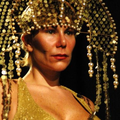 AguillePatricia's profile picture. Sitting by the pool , sipping tete de cuvee, whilst  waiting for AI to rule the world.