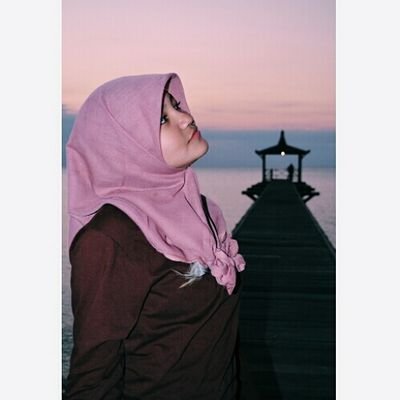 Hijab Is my lifeStyle♚ Belongs to Allah SWT♥ LULUS UN 2015! One Direction♚
