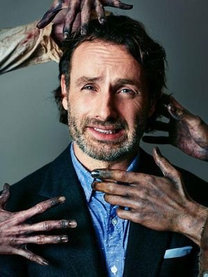 Stupid pics from social media edited with TWD to make you laugh if you laugh RT