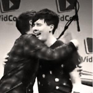 You don't have to follow this account but please check out @squirrelphan thank you ^_^ you're amazing