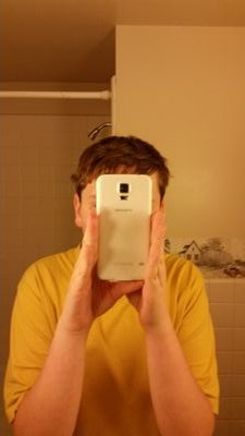 androidhelperyt's profile picture. 