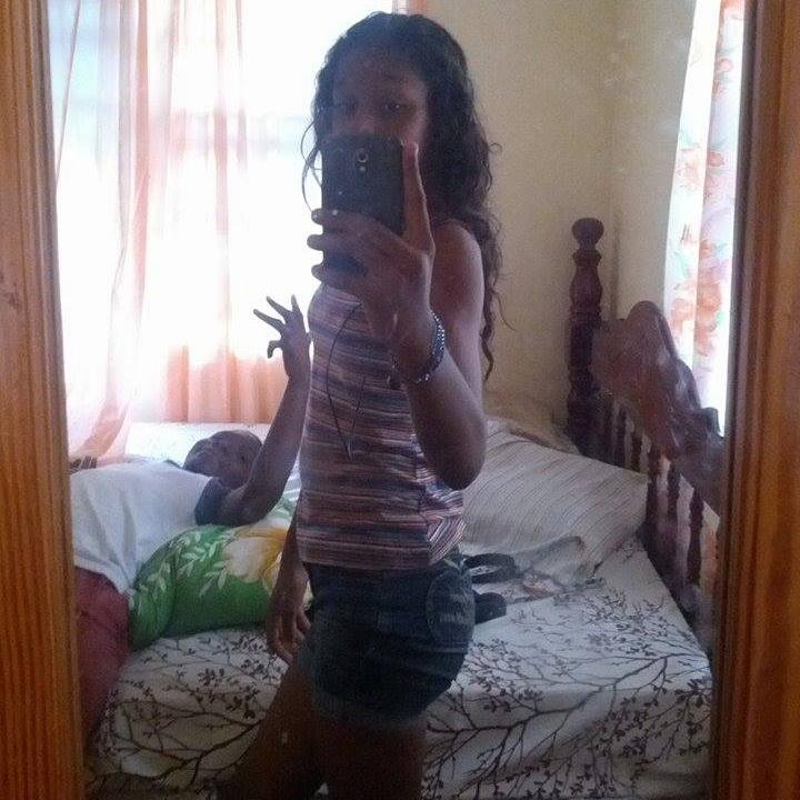 youngchickz's profile picture. like wtf...itz b3cky...fuck you.....can do..........smoke dope..