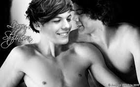 I love 1D, 5sos and many others :) follow me I'll follow back!
