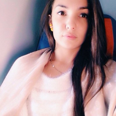 Живется мне сейчас вполне сносно, я ни черта не делаю, читаю и толстею.