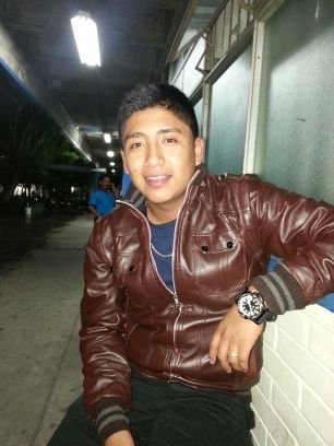 las3_aes's profile picture. Spanish/English Speaker