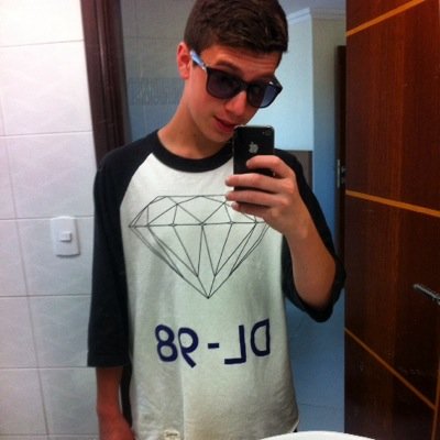 Vacilao e quem troca uma vida por um momento! ✌️