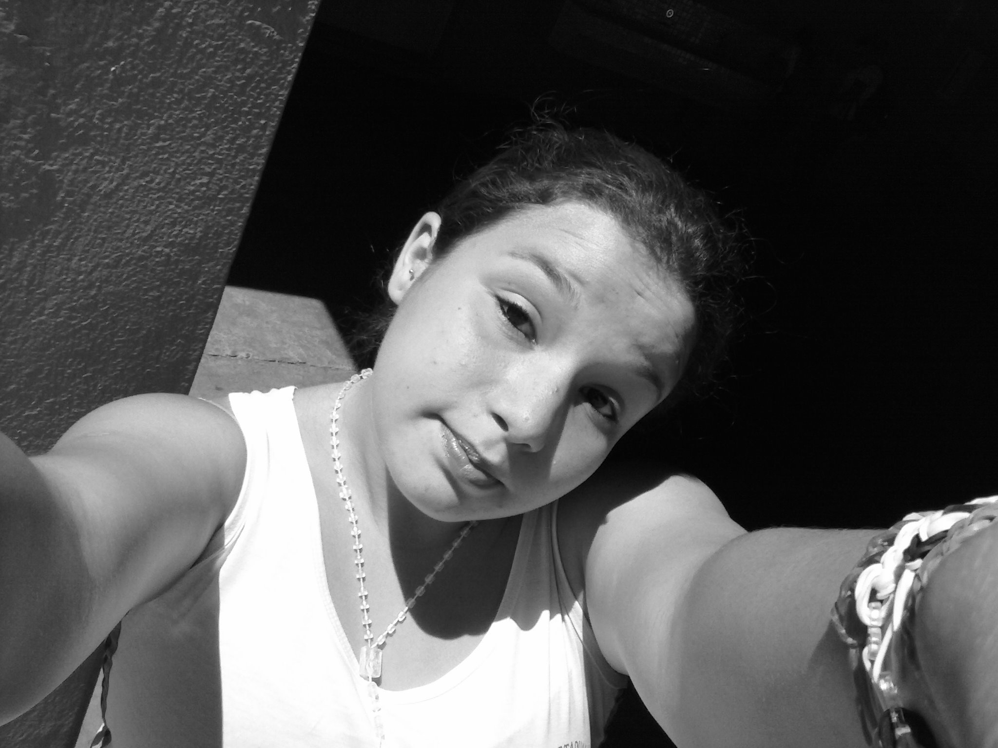 eu amo o justin bieber e gostaria de conheçer ele bem perto eu amo amo amo mais que tudooooooooooo