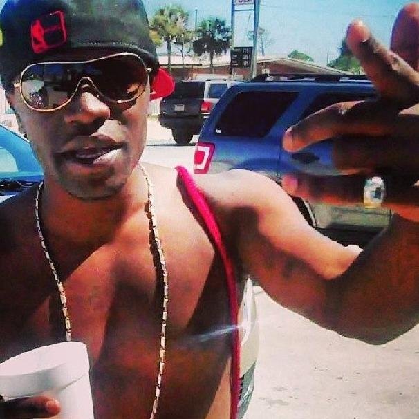 Recording Artist/Song Writer/Producer/Promoter/Photographer/Graphic Designer-- ATL-2-FL. #4Booking
Email: taxfreenard@gmail.com