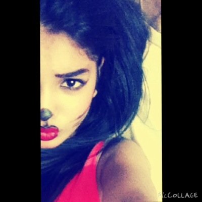 i really love justin bieber not because he's justin bieber the singer but i love his heart i know its funny what i write but irealy wanna him just want see him$