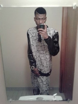 Single kik-hotboy_600