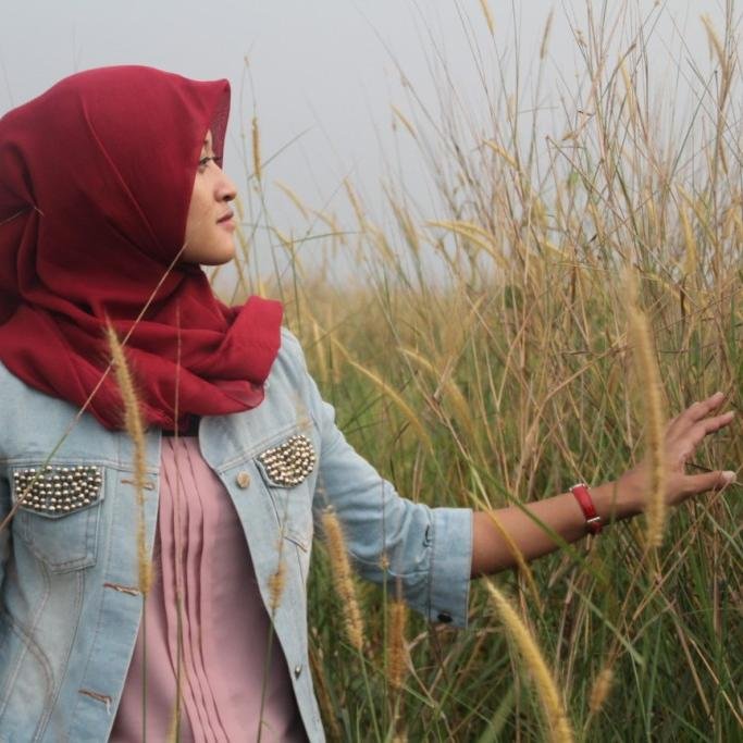 | College Student | Worker | Simple Women | Proud of My Self | Bawa aku ke Padang Edelweiss-Mu :) | IG: ayufujiwara Path : Ayu Fujiwara