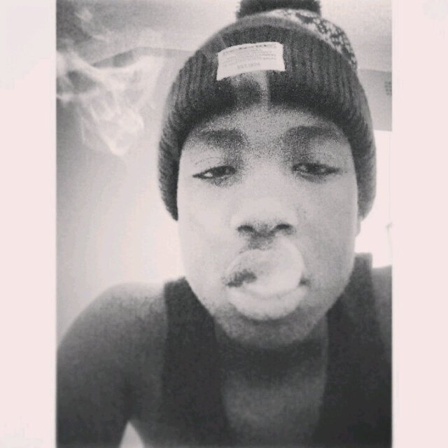 SpliffMiester's profile picture. While there is still black&white.    There will never be peace#Dzu
