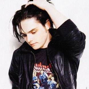 ForeignGerard_1's profile picture. Mein Name ist Gerard Way und ich bin hier im Urlaub. In der Hoffnung auf neue Freunde. (English) I'm on h-holiday exploring...U.S.A . I love @PetStoreFrankie