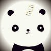 Hola soy un panda con cuerno x3