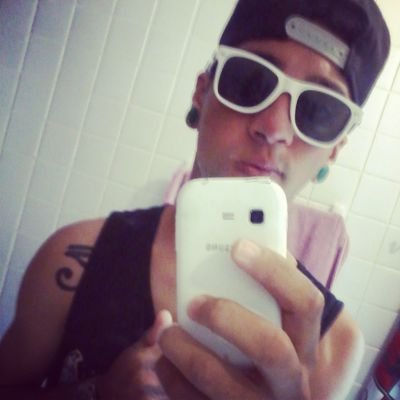Mulher Bonita e Vagabundo sempre combinou .......  E essa combinação esta Oficialmente desde 24/09/2014