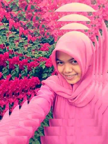 nazlalala2's profile picture. 