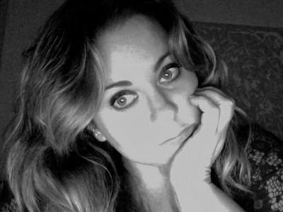 Comedian, actress and hand model. Not really. I work in an office and need constant stimulation... It's also not advisable to leave me unattended...
