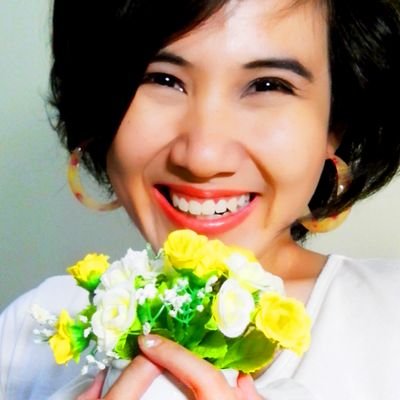 Professional Anti-aing Consultant and Business Development / 082233608441 / yanivivian@gmail.com