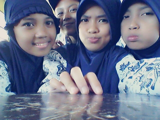 Kangen dgn dia yg disana..,,,,!!!!
