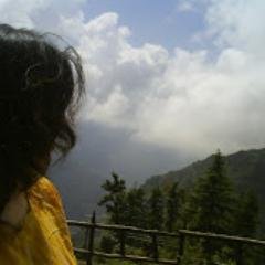 Traveller, writer, editor, dancer, photography hobbyist, chocoholic & TV show addict. Work @cnbctv18news