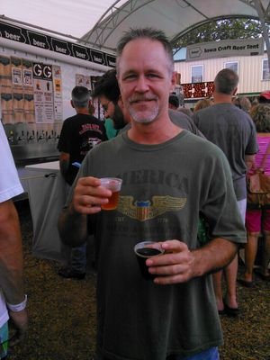 tlindsay0303's profile picture. 