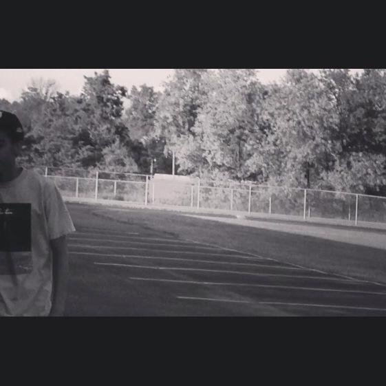 ImJakeKennison's profile picture. how can i lose and i came here wit nothin