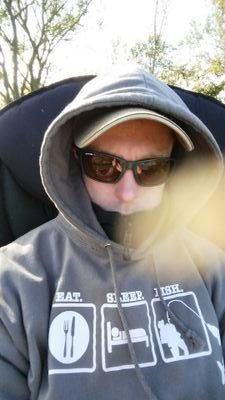 Big LFC fan. Footy, fishing & stoned opinions. ... YNWA