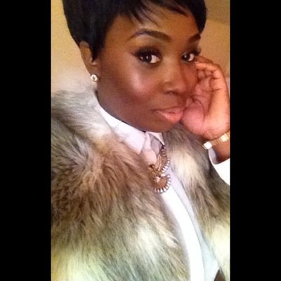 vickytola Profile Picture