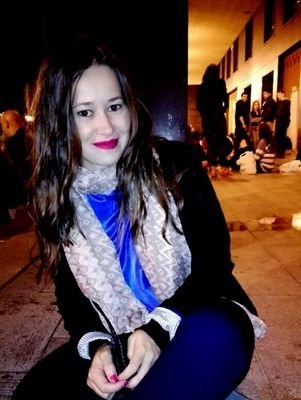 Quédate con quien te bese el alma,la piel te la besa cualquiera
